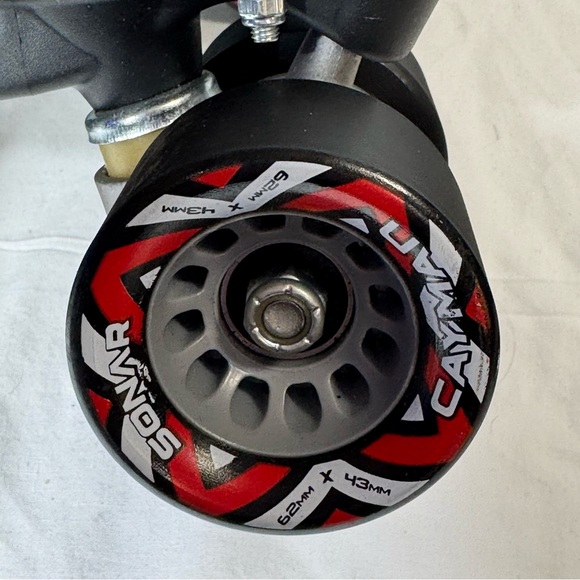 Riedell R3 Cayman Roller Skates Quad Skate for Indoor/Outdoor Black 9 Adult New - Picture 6 of 8